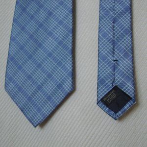 Classic Banana Republic Tie